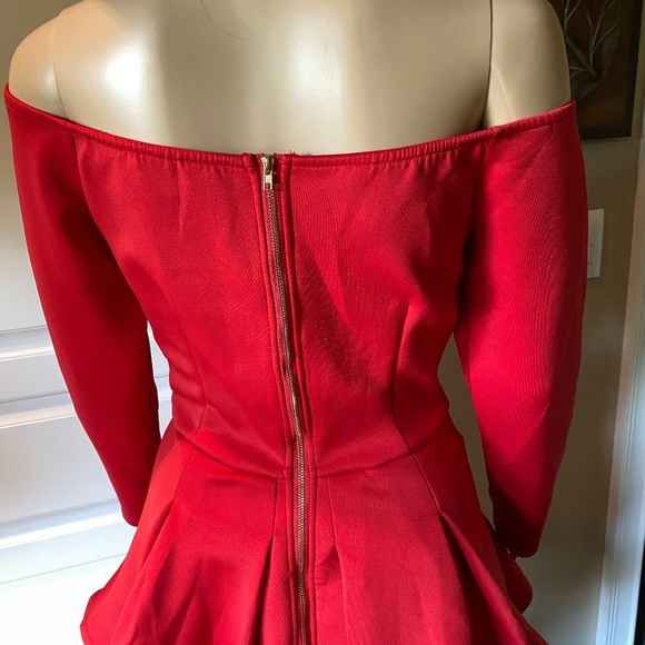 41 - RED LONG SLEEVE MINI DRESS - Picture 13 of 15